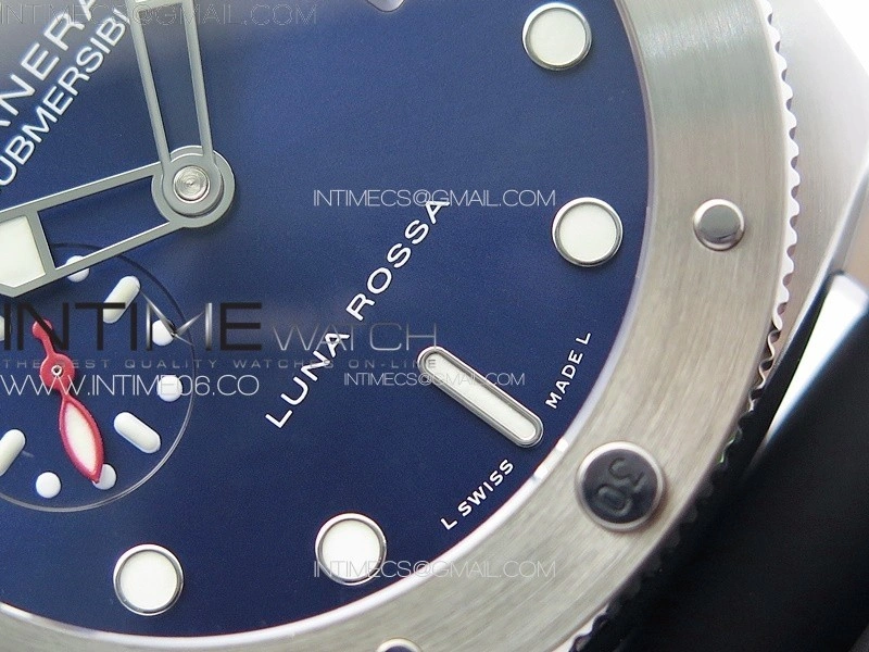 PAM1391 Luna Rossa TTF Best Edition on Black Rubber Strap P.900 Clone